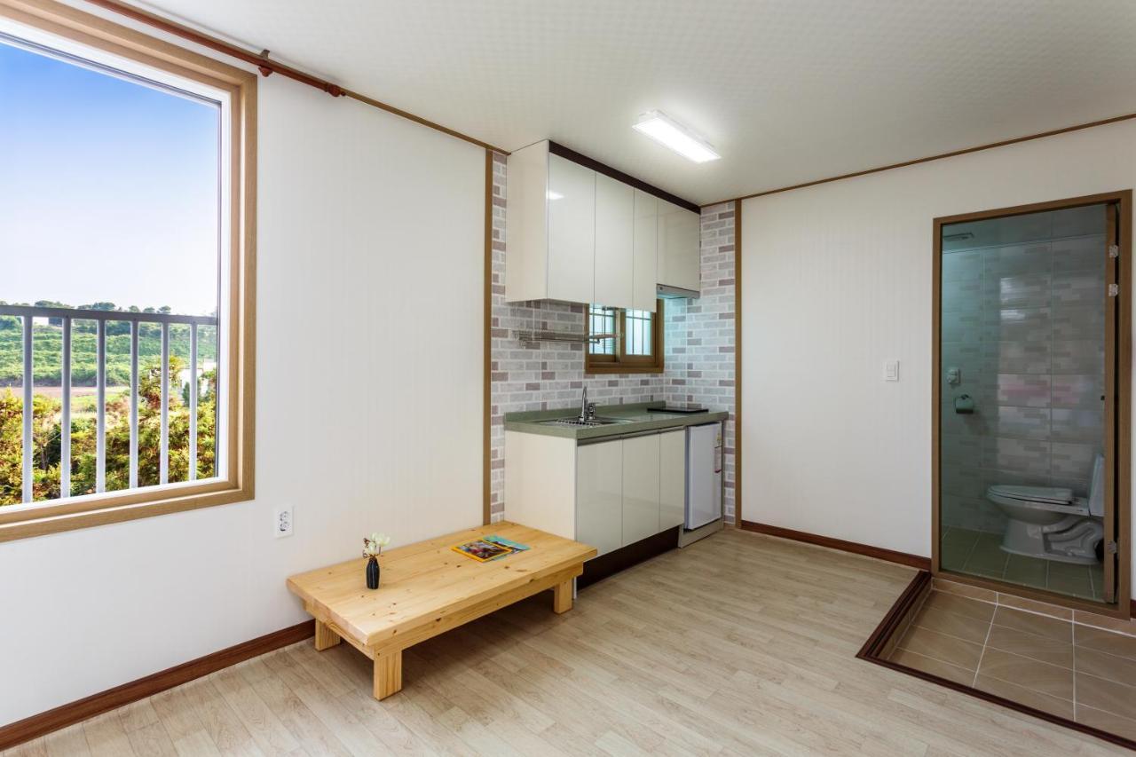 Jeju Wayo Pension Exteriör bild